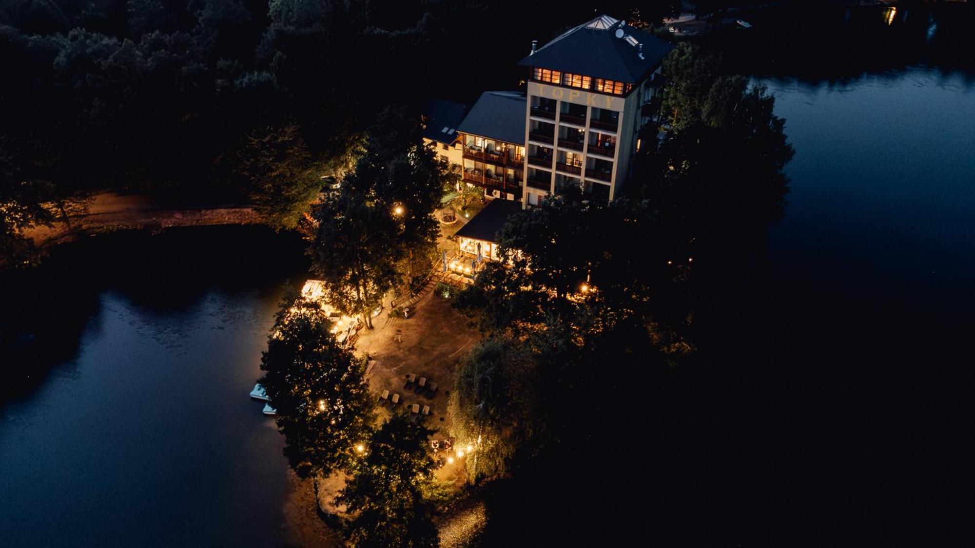 Penzion Topky Hotel Banská Štiavnica Exterior foto